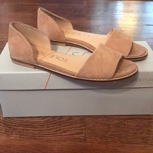 Sole Society Women’s suede sandals